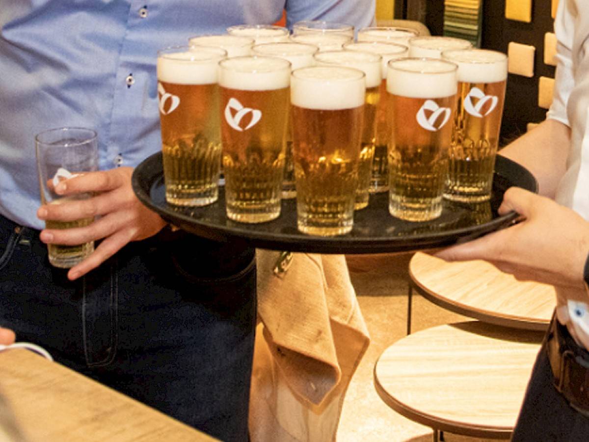 Bedrukt bierglas met logo - Love home fabrics bierglazen bedrukt