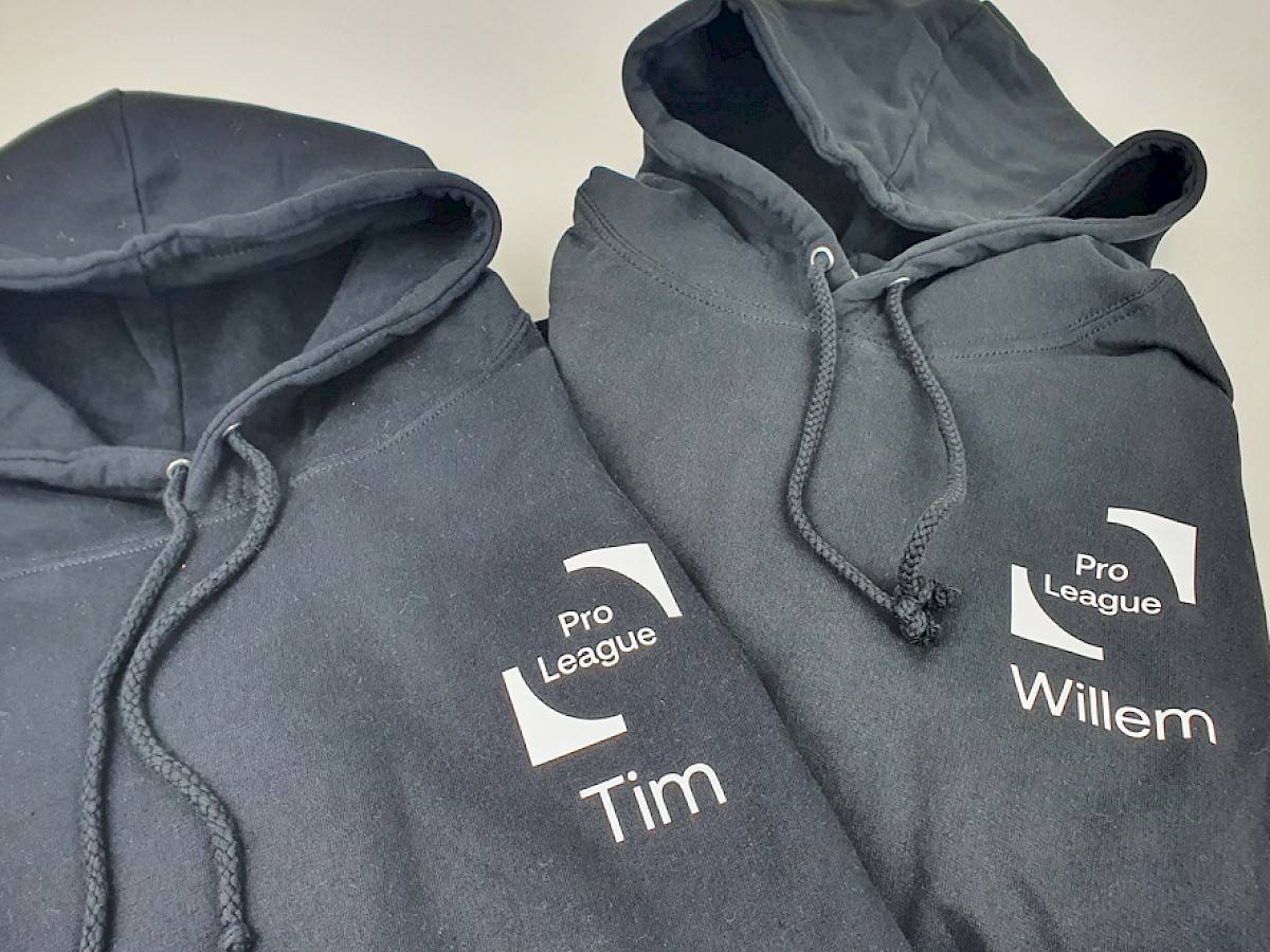Hoodie met logo - Pro league - Gepersonaliseerde trui met logo - Origineel geschenk personeel